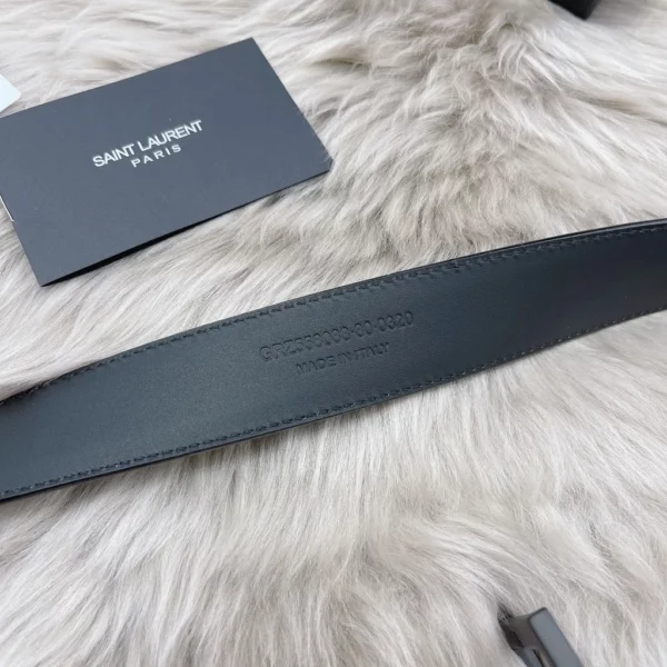 Saint Laurent belt