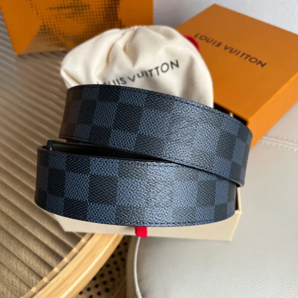 Louis Vuitton belt