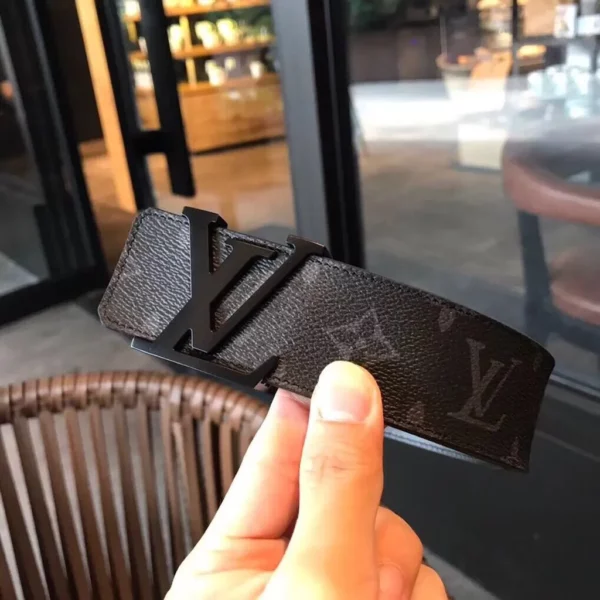 Louis Vuitton belt