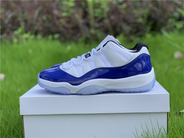 Air Jordan 11 Low WMNS Concord - Replica shoes