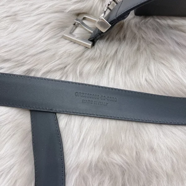 Saint Laurent belt