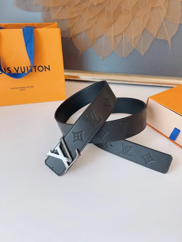 Louis Vuitton belt