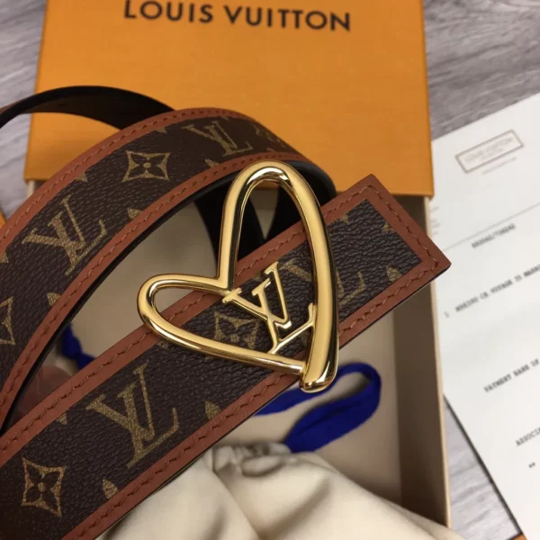 Louis Vuitton belt