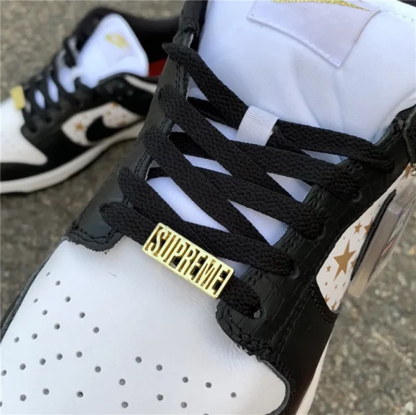 Supreme x Nike SB Dunk Low Black Stars - Replica shoes