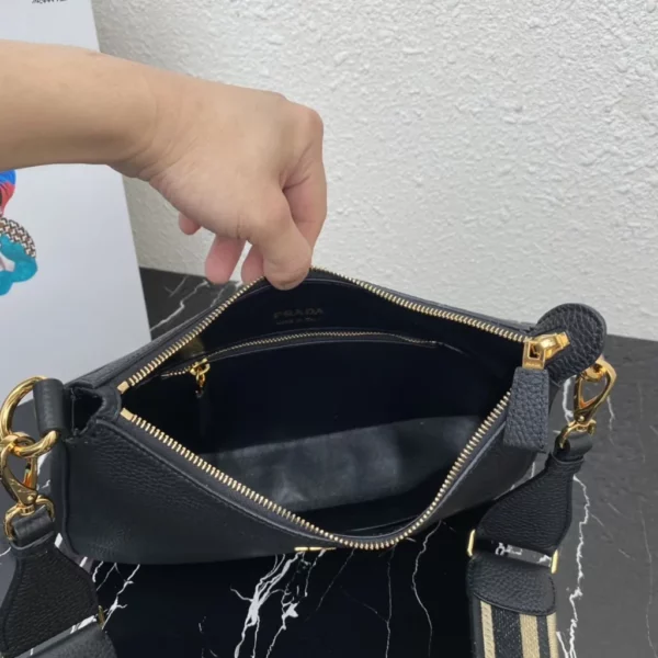 Prada bag - rep bags