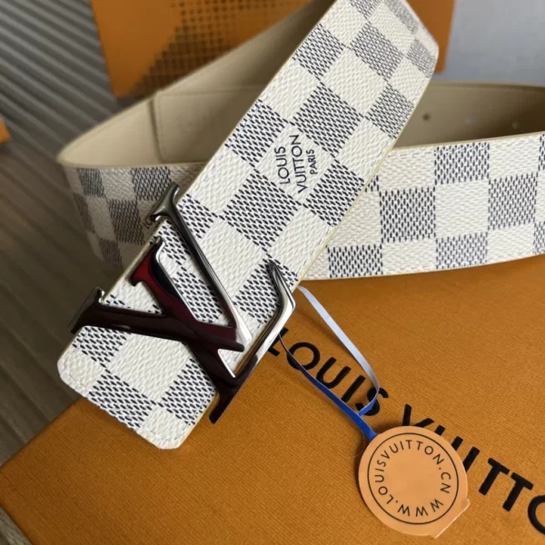 Louis Vuitton belt