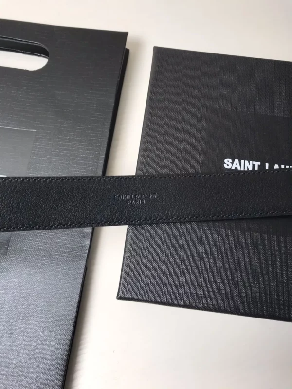 Saint Laurent belt