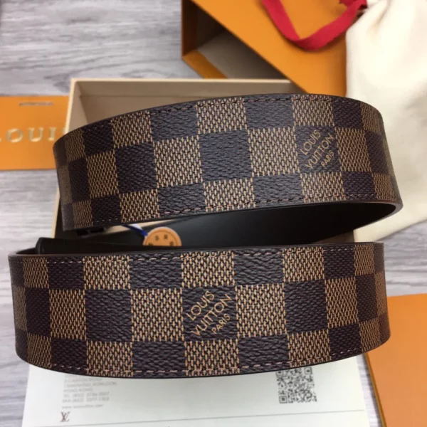 Louis Vuitton belt