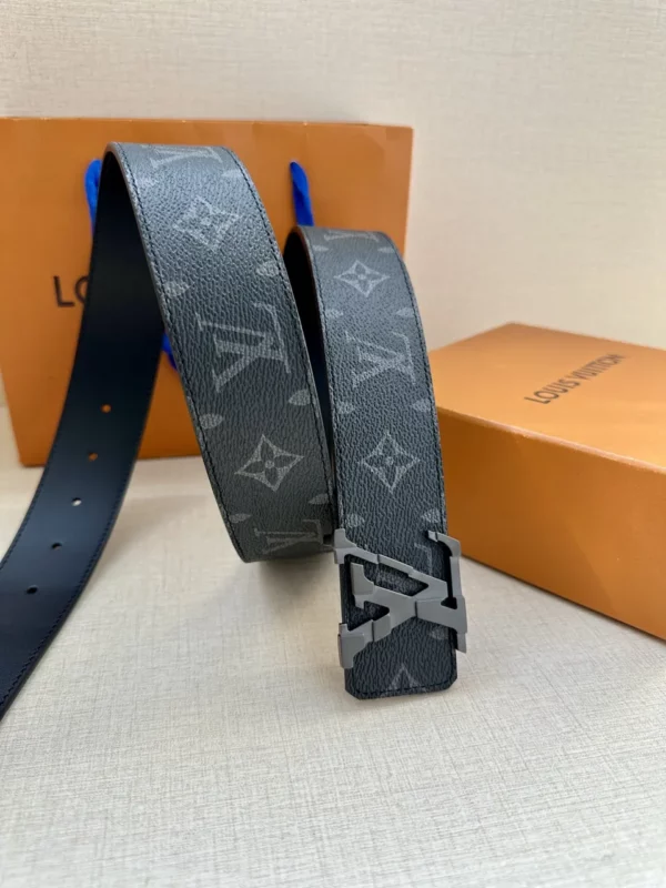 Louis Vuitton belt