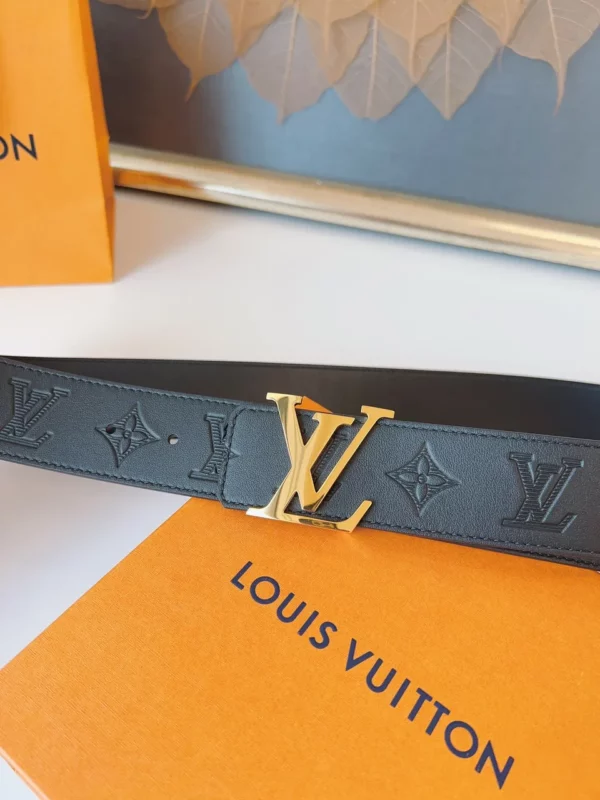 Louis Vuitton belt