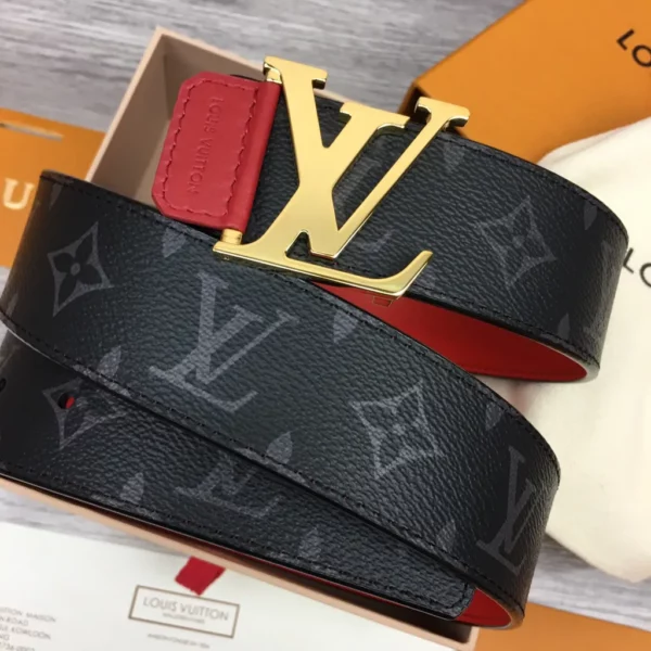 Louis Vuitton belt