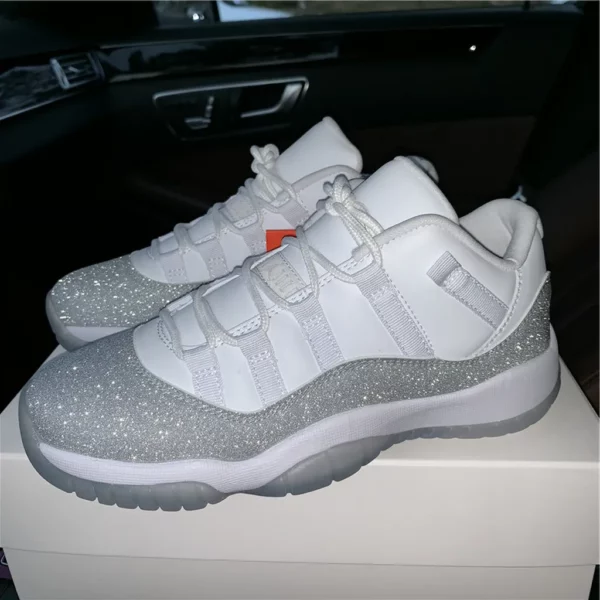 Air Jordan 11 WMNS Metallic Silver - Replica shoes