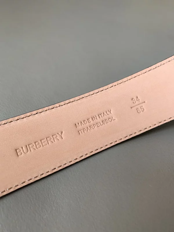 Burberry belt