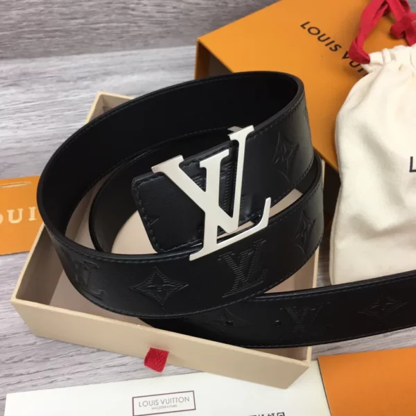 Louis Vuitton belt