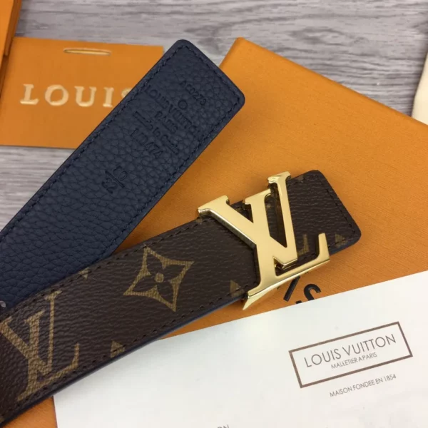 Louis Vuitton belt