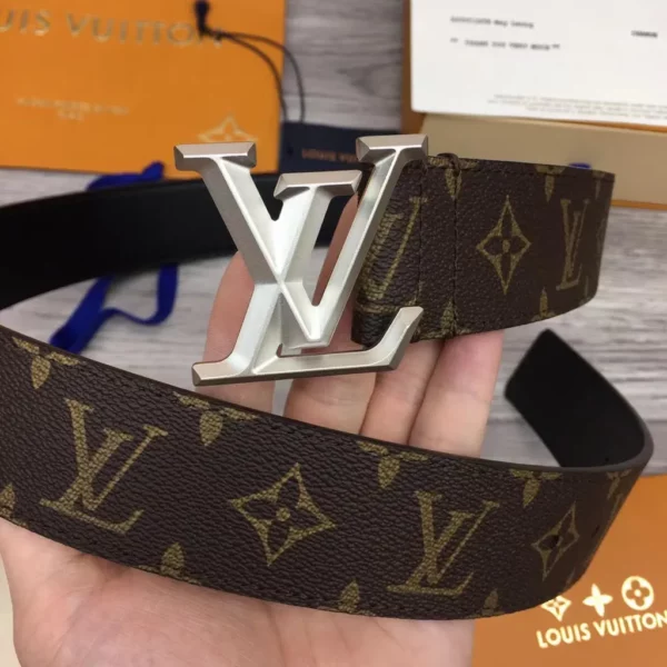 Louis Vuitton belt