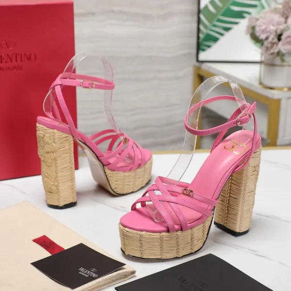 Valentino shoes - Reps shoes