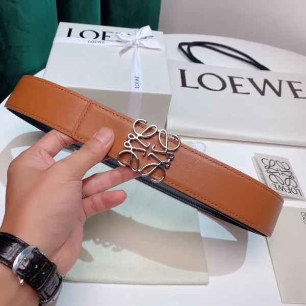 Loewe belt