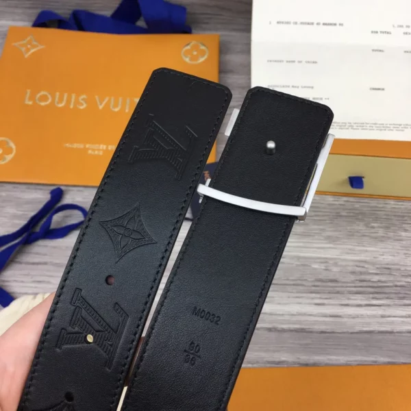 Louis Vuitton belt