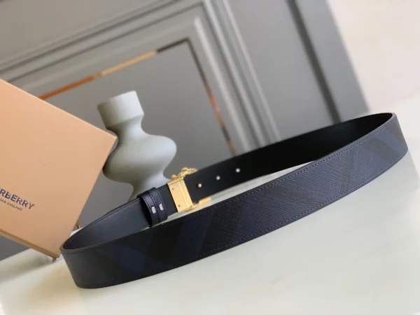 Burberry belt