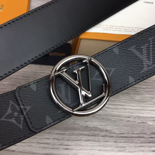 Louis Vuitton belt