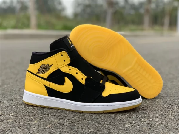 Air Jordan 1 Mid New Love - 2019-01-24 - Replica shoes