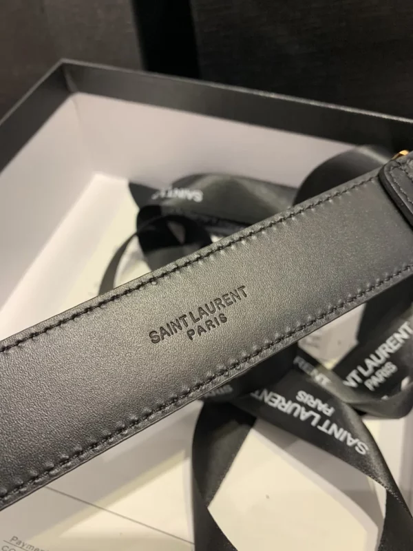 Saint Laurent belt