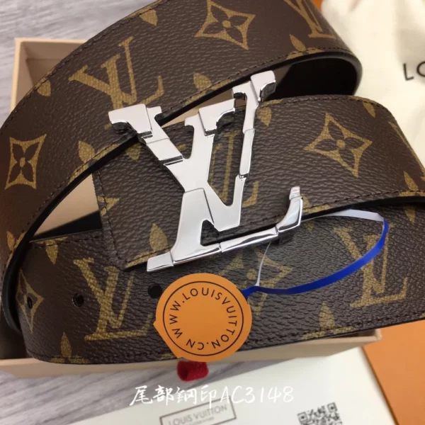 Louis Vuitton belt