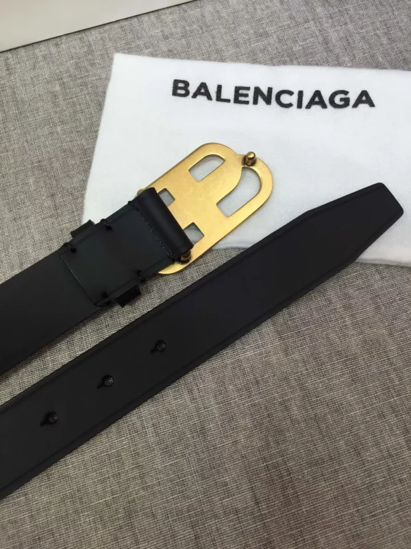 Balenciaga belt