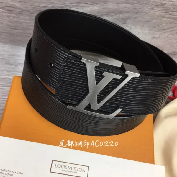 Louis Vuitton belt