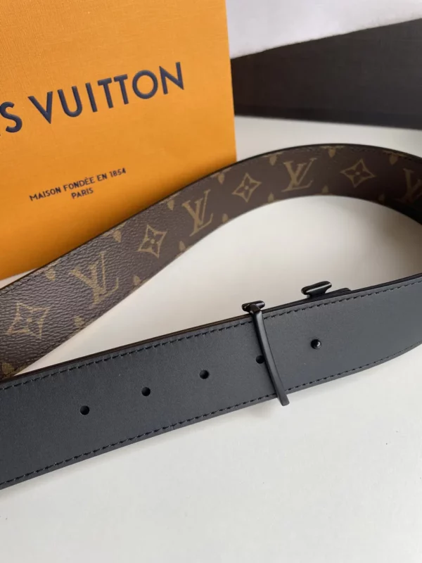 Louis Vuitton belt