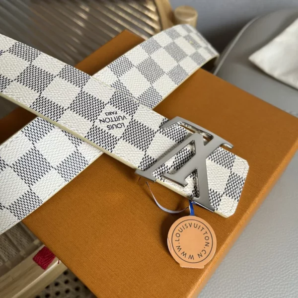 Louis Vuitton belt