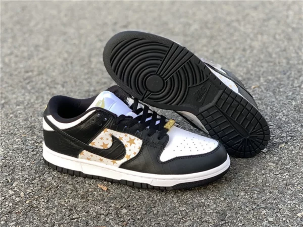 Supreme x Nike SB Dunk Low Black Stars - Replica shoes