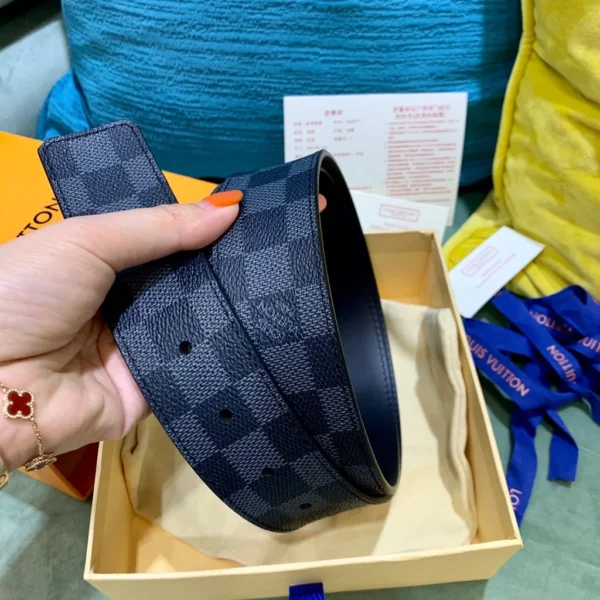 Louis Vuitton belt