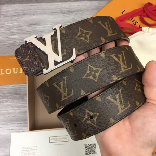 Louis Vuitton belt