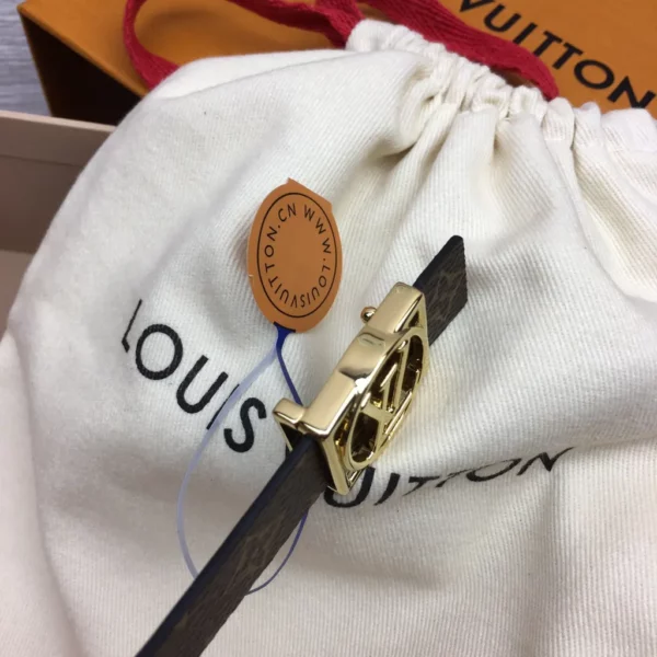 Louis Vuitton belt