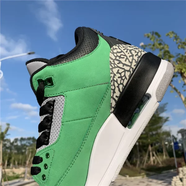 Air Jordan 3 Tinker Oregon Ducks PE - 2018-12-24 - Replica shoes