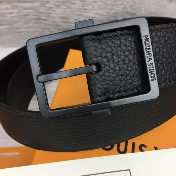 Louis Vuitton belt