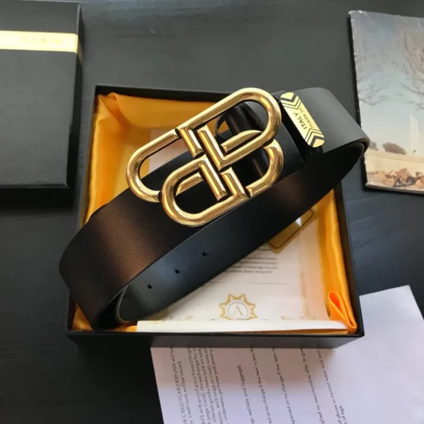 Balenciaga belt