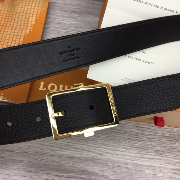 Louis Vuitton belt