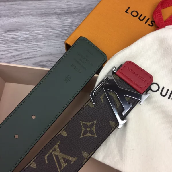 Louis Vuitton belt