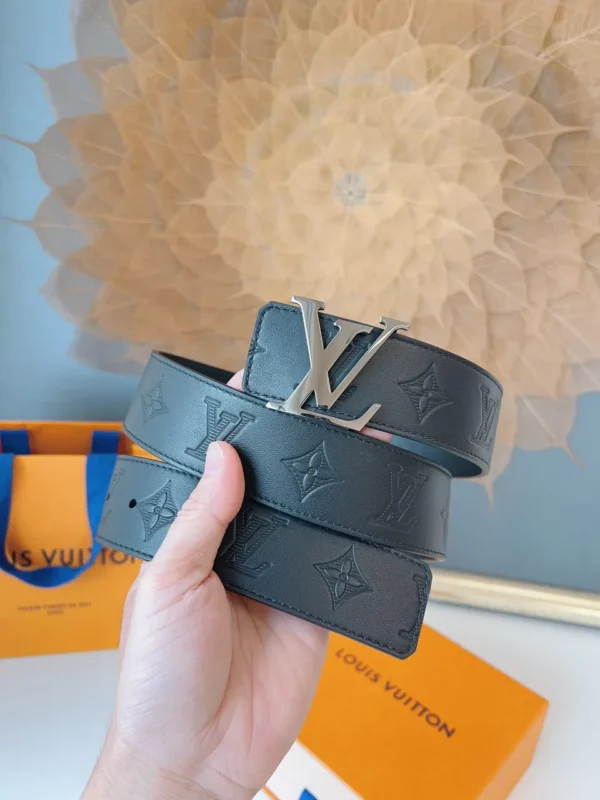 Louis Vuitton belt