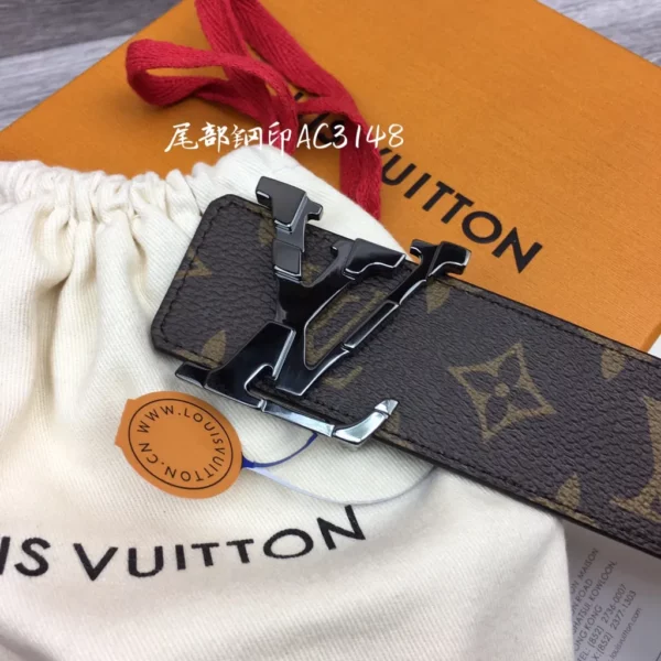 Louis Vuitton belt