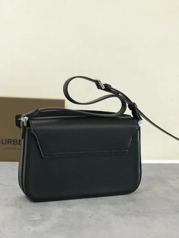 Burberry bag - replica bags