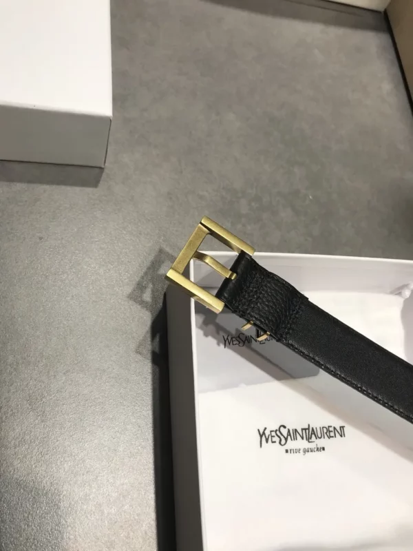 Saint Laurent belt