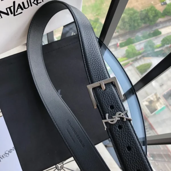 Saint Laurent belt