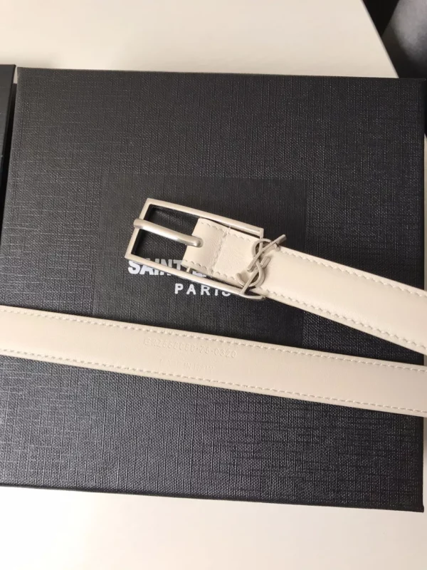 Saint Laurent belt