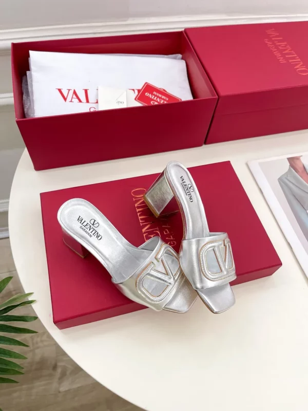 Valentino shoes - Reps shoes