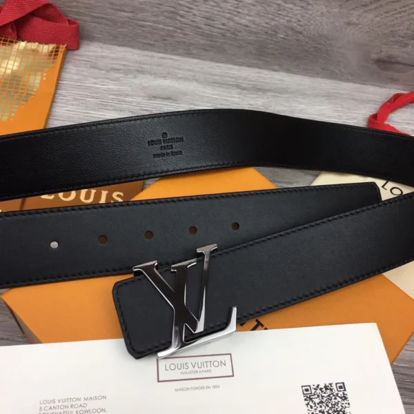 Louis Vuitton belt