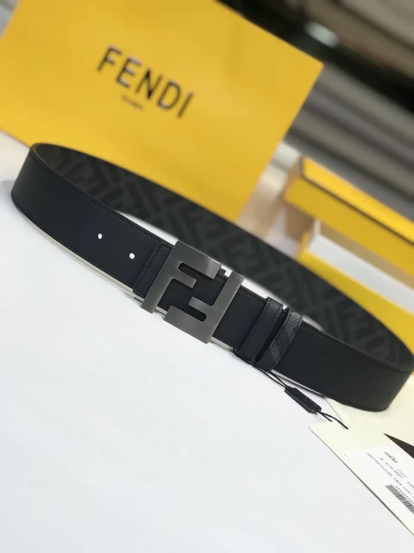 Fendi belt